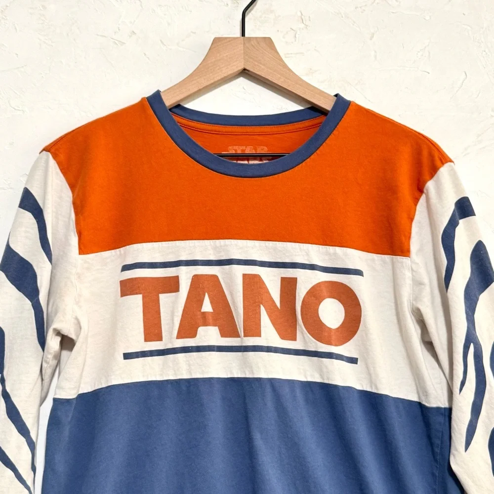 Star Wars Ahsoka Tano Long Sleeve Tee M Blue Orange Graphic Unisex - Picture 2 of 6
